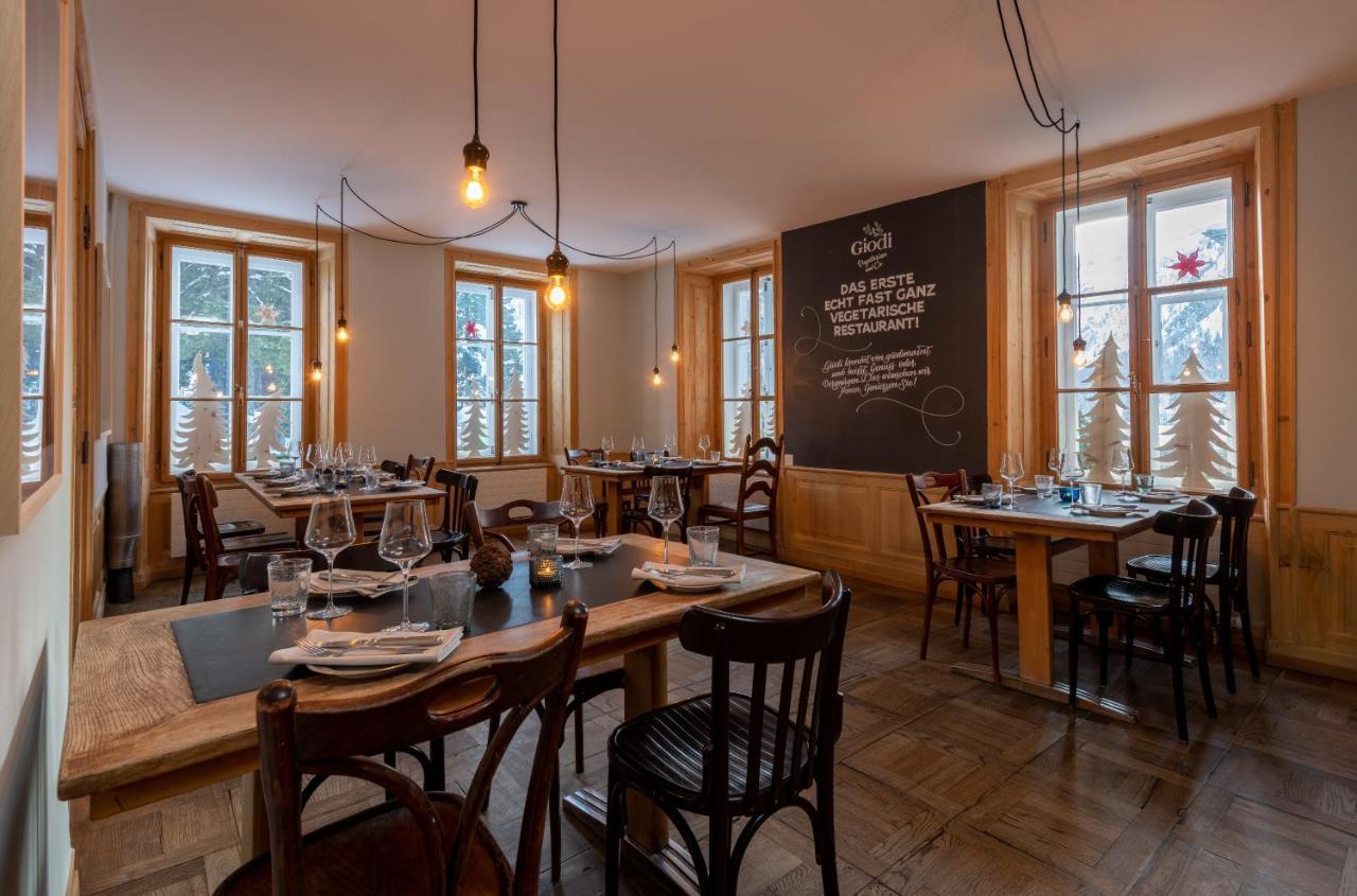 Hotel Saratz 폰트레시나 외부 사진