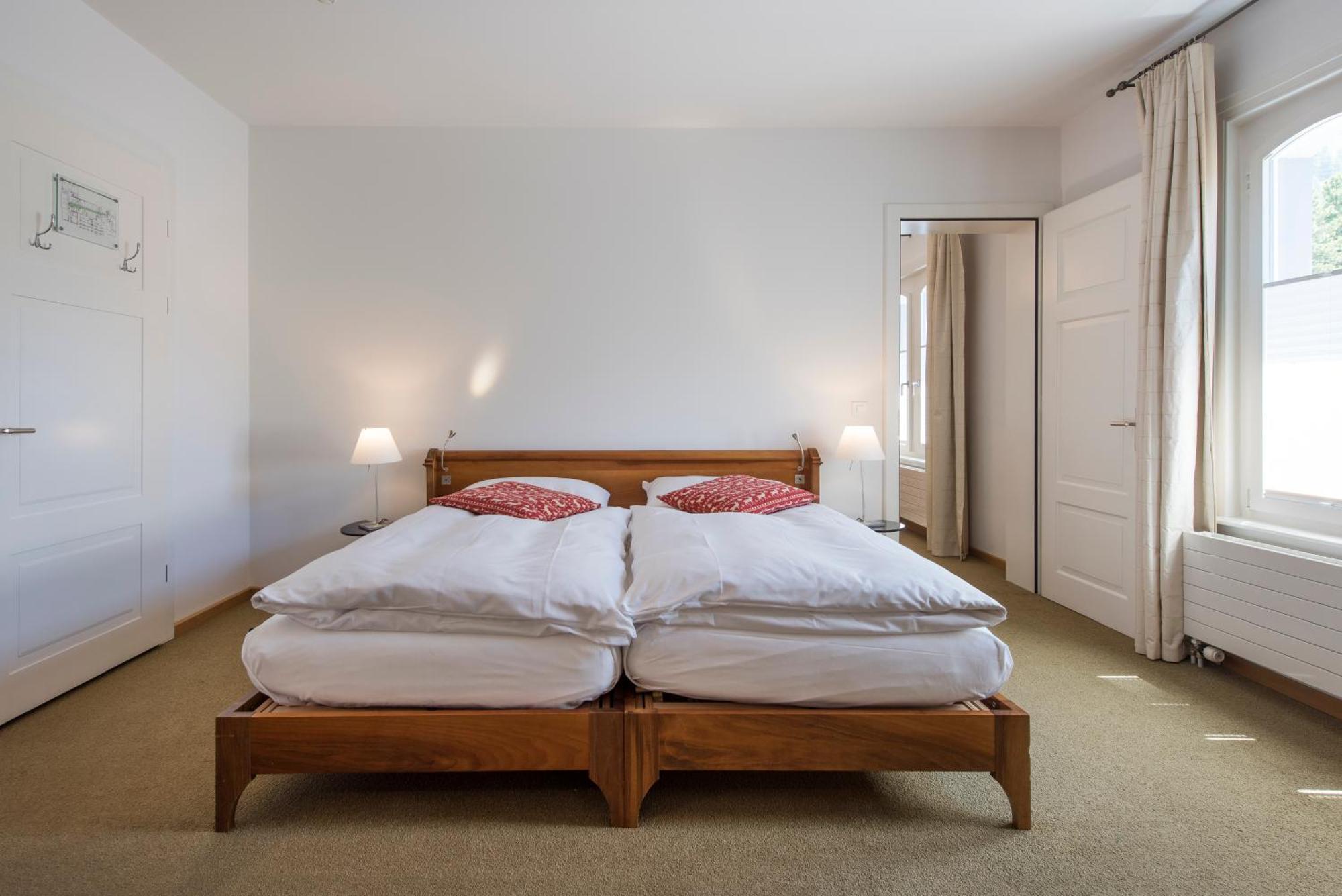 Hotel Saratz 폰트레시나 외부 사진